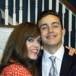 Meet your Posher, Adeena